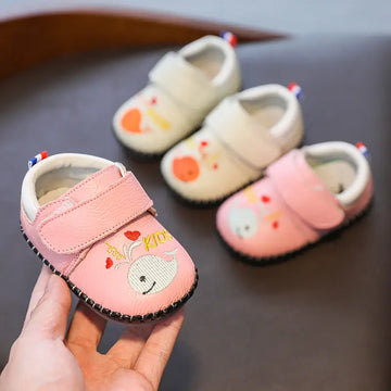 Pink Cute Baby Shoes for Girls Spring Autumn Wear